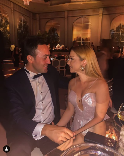 Ece Seçkin araba sürerken rap söyledi herkesin dikkatini bakın ne çekti - Resim: 3