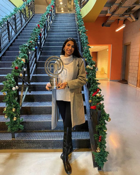 MasterChef Cemre Uyanık'ın yeni işi belli oldu eski futbolcu Serhat Akın'la anlaştı - Resim: 4