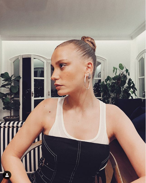 Ankara kedisi Serenay Sarıkaya! Instagram'da o haline yorum yağdı - Resim: 1