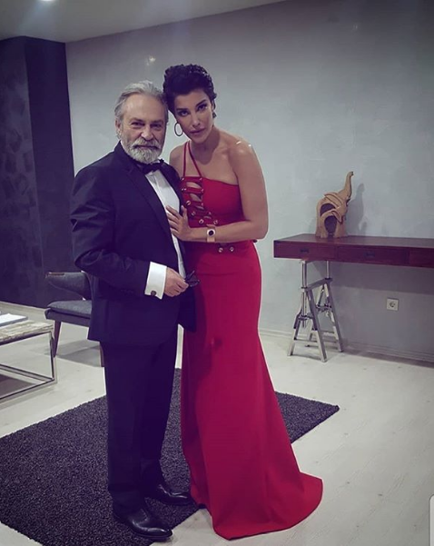 Deniz Akkaya Emmy Ödülü alan Haluk Bilginer'e yaptığı benzetmeyle tepki çekti - Resim: 4