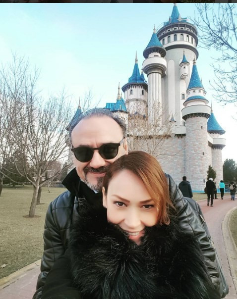 Hakan Aysev 5. Eşini de boşadı karısı Banu Karaca kimdir - Resim: 2