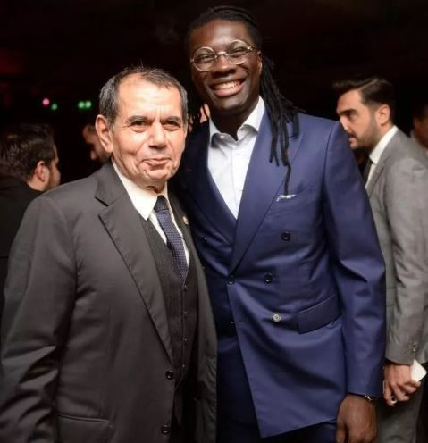 Galatasaray'da Gomis krizinin perde arkası! Sözleşmesini feshetmeye gelmişti, af çıktı! - Resim: 1