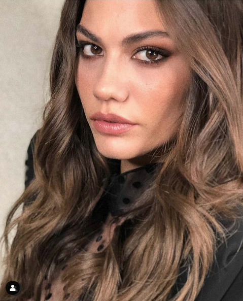 Doğduğun Ev Kaderindir yıldızı Demet Özdemir'e para yağdı - Resim: 2