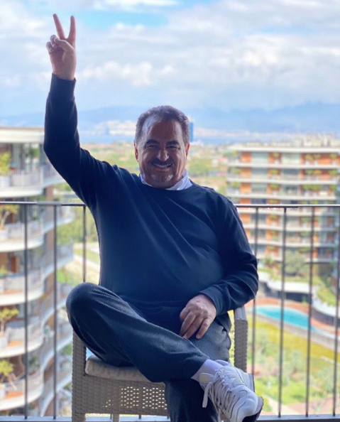 İbrahim Tatlıses'e kadın çalışanlarından darbe! Binlerce lira dolandırıldı - Resim: 1