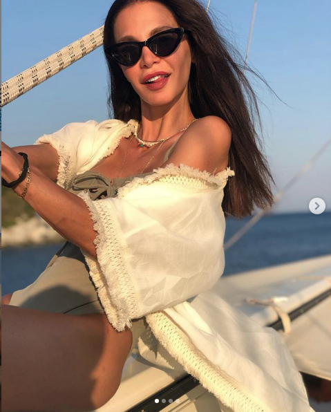 Hepsi grubunun yıldızıydı! Cemre Kemer'in mayolu pozu sosyal medyayı salladı - Resim: 3