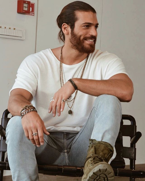 Can Yaman'ın reklam filminden aldığı para dudak uçuklattı! - Resim: 4
