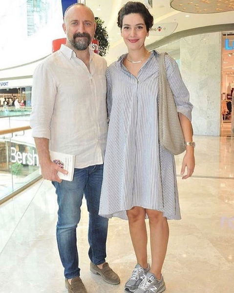 Halit Ergenç'le galaya katılan 5 aylık hamile Bergüzar Korel imaj değiştirdi - Resim: 4