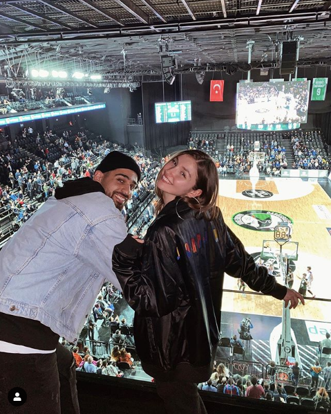 İlayda Akdoğan Coronavirüs nedeniyle İran'da mahsur kaldı geri dönemiyor - Resim: 3