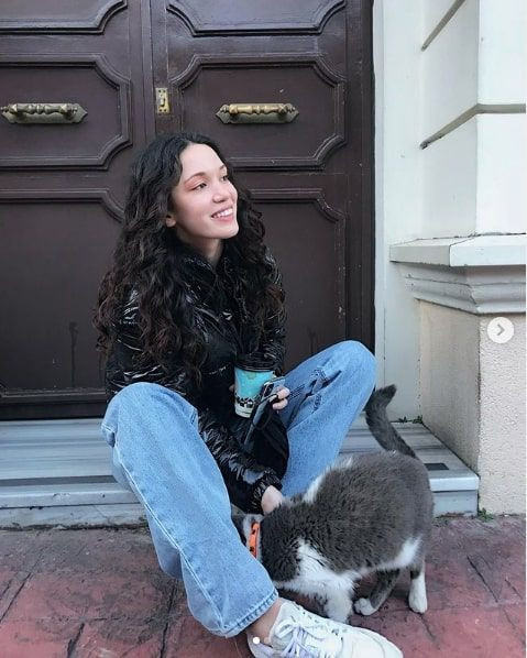 Çukur'dan ayrılan Hazal Subaşı'nın yeni projesi belli oldu sevindiren haber geldi - Resim: 1