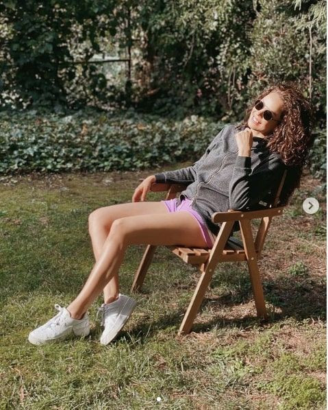 Azra Akın yaşamını yitiren sağlık çalışanlarının çocukları için kampanya başlattı - Resim: 3