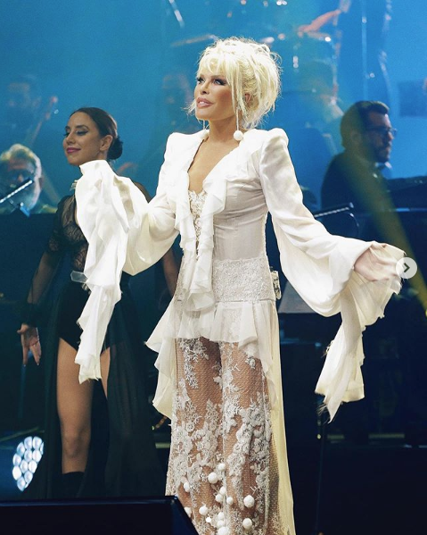 Coronavirus Hadise'yi fena vurdu ünlü isimlerden en çok zarara uğrayan o oldu - Resim: 3