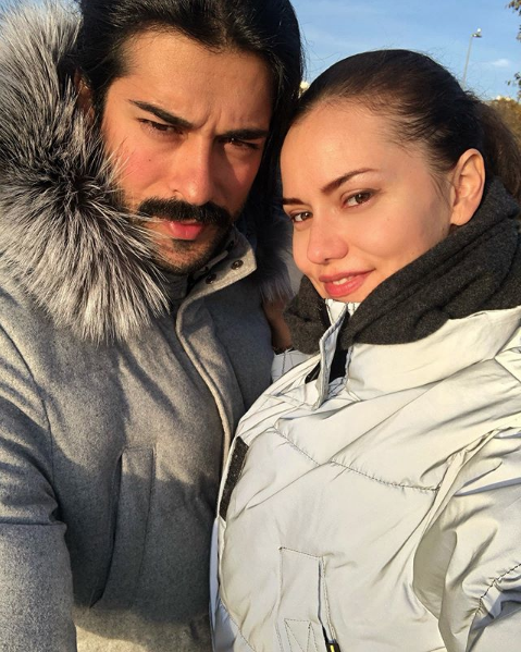 Fahriye Evcen'den Burak Özçivit'li aşk pozu yazdığı not gözlerden kaçmadı - Resim: 2