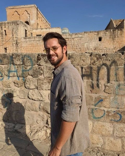 ATV Hercai dizisinden beklenmedik ayrılık ünlü isim diziye veda ediyor - Resim: 2