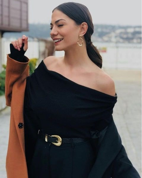 Demet Özdemir Oğuzhan Koç ilişkisi için yazılanlar doğru değil deyip anlattı - Resim: 1