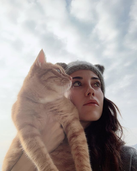 Cansu Dere'nin yeni evinin kirası dudak uçuklattı Sinem Kobal'a komşu oldu - Resim: 4