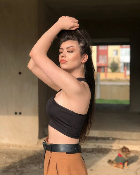 Cinsel içerikli grubun reklamını yapan Simge Barankoğlu'nun 'rezalet' paylaşımı - Resim: 3