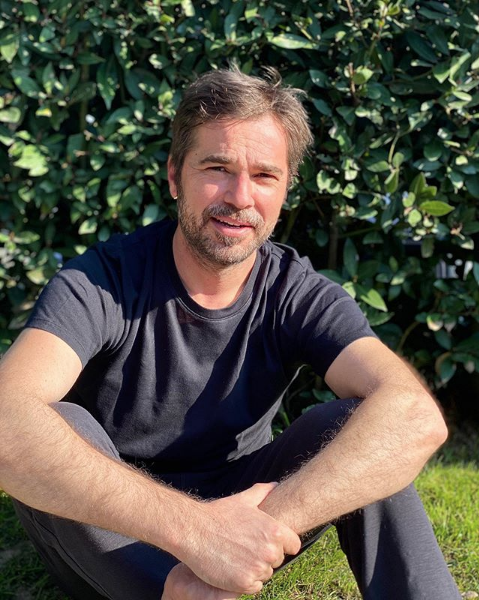 ATV Kuruluş Osman baskısı Engin Altan Düzyatan'ı hayranları rahat bırakmıyor - Resim: 3