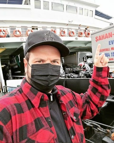 Şahan Gökbakar'dan Ayasofya'da cuma namazıyla ilgili 'korona' eleştirisi - Resim: 2