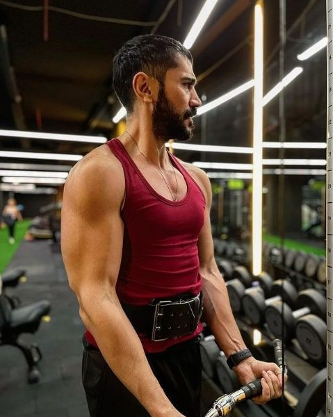 Uğur Güneş yeni dizisi için bambaşka biri oldu Bir Zamanlar Çukurova'dan ayrılmıştı - Resim: 4