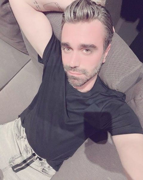 TV8 Doya Doya Moda'da Kemal Doğulu yaşadığı zorlukları anlattı 'Parkta yattım' - Resim: 1