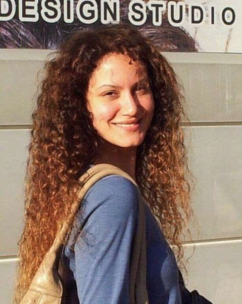 Yıldız Asyalı Kanal D Arka Sokaklar dizisinin yönetmeni Kerem Saka ile evleniyor - Resim: 1