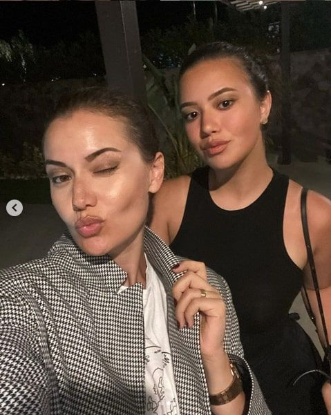 Fahriye Evcen Instagram'da paylaştı yeğeniyle benzerliği olay oldu - Resim: 3