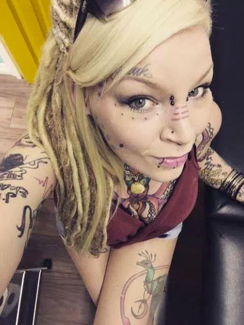 Sevgilisine hediye diye parmağını kesip verdi inanılmaz! - Resim: 4