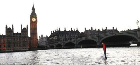 Nehri yürüyerek geçti - Resim: 3