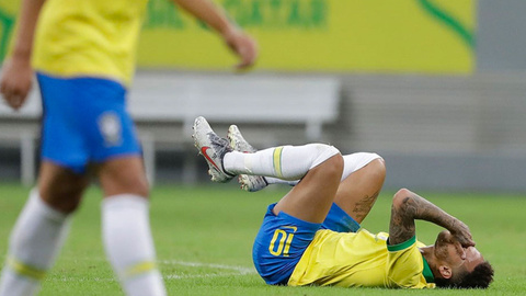 Brezilya'ya Neymar'dan kötü haber