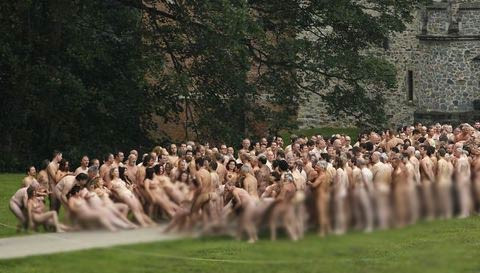 800 Belçika'lı soyundu - Resim: 4