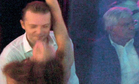 Cem Uzan alemde basıldı! - Resim: 2