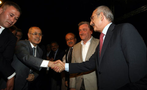 Kılıçdaroğlu gözyaşlarını tutamadı! - Resim: 1