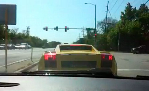 Şov yaparken rezil oldu - Resim: 1