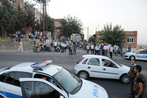 Freni boşalan kamyon dehşet saçtı! - Resim: 1