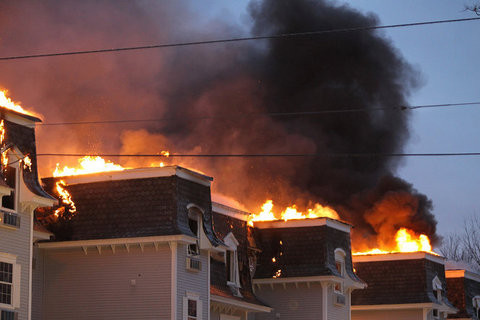 ABD cayır cayır yanıyor - Resim: 2