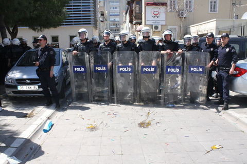 YGS mağdurları Taksim'i çınlattı! - Resim: 2