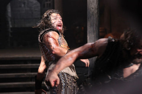 5 dakikalık sahne için 5 gün dövüştüler - Resim: 1