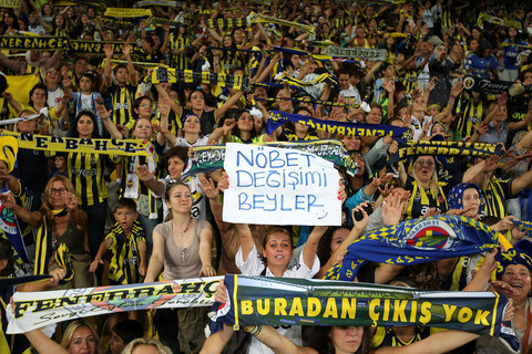 Sosyal medya yıkılıyor!  - Resim: 2