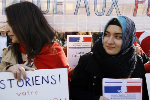 İçeride inkar, dışarıda düşünce şov! - Resim: 2