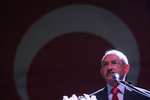 Kılıçdaroğlu gözyaşlarını tutamadı! - Resim: 3