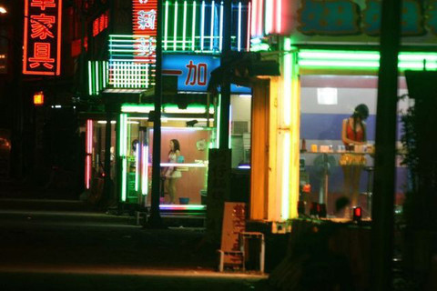 Bu kadınlara dokunmak yasak! - Resim: 4