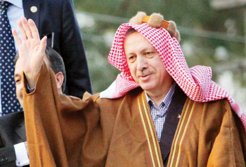 Başbakan kafasına neler takıyor? - Resim: 2