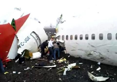 Düşen THY uçağından dehşet verici görüntüler! - Resim: 1