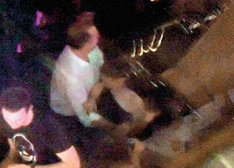 Cem Uzan alemde basıldı! - Resim: 4