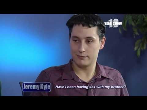 Eşcinsel ilişki yaşayan çift yıllar sonra canlı yayında kardeş çıktı! - Resim: 1