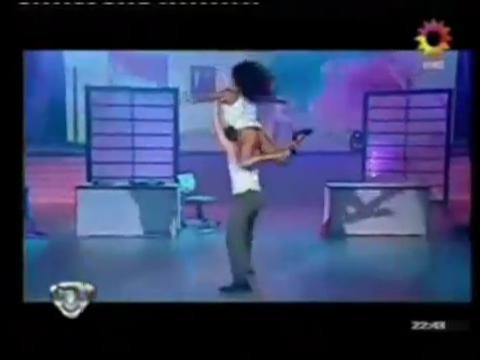 Sunucu yarışmacıyı böyle dövdü. - Resim: 3