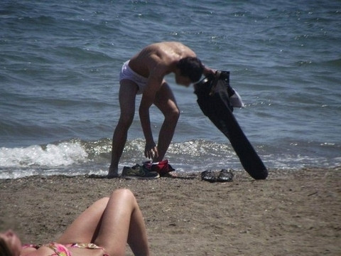 Plaj magandaları yine iş başında - Resim: 1