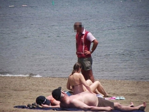 Plaj magandaları yine iş başında - Resim: 4