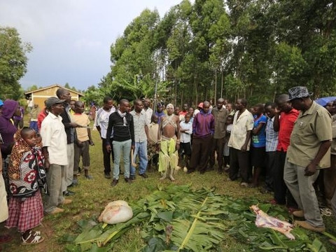 Böyle sünnet töreni görülmedi - Resim: 4