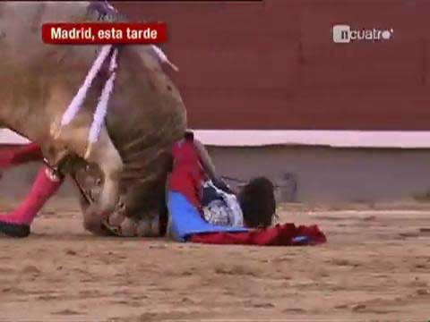 Boğanın intikamı acı oldu - Resim: 4